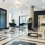 Vanta Business Center מלון דירות סקאווינה