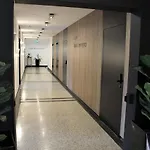 Vanta Business Center מלון דירות