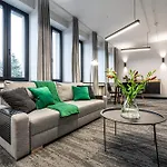 מלון דירות Vanta Business Center סקאווינה