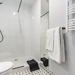 Vanta Business Center סקאווינה
