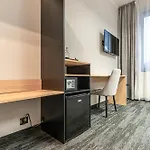 Vanta Business Center מלון דירות סקאווינה
