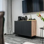 מלון דירות Vanta Business Center 4*