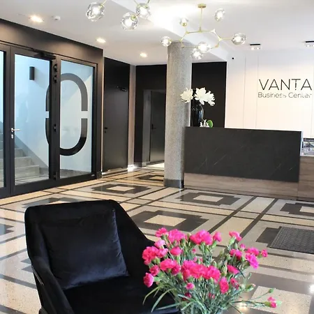Vanta Business Center 4*