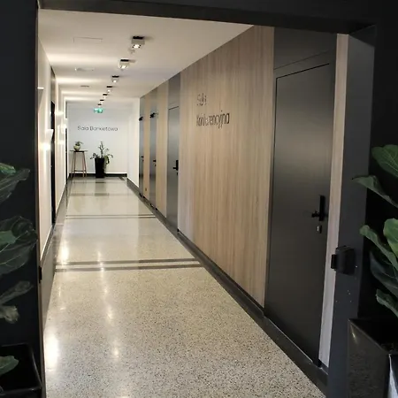 Vanta Business Center Aparthotel