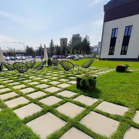 Vanta Business Center