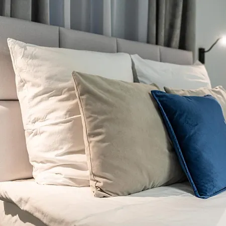 Vanta Business Center Aparthotel