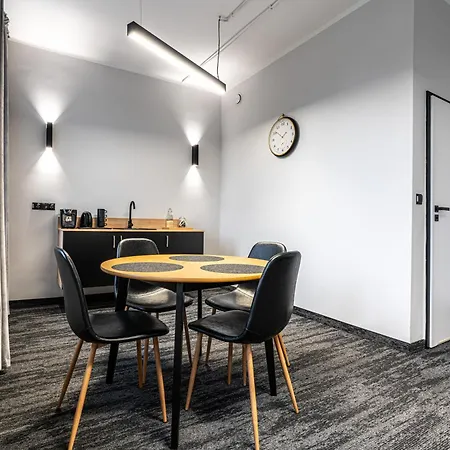 Vanta Business Center Appart hôtel