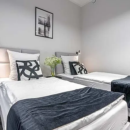 Apartahotel Vanta Business Center