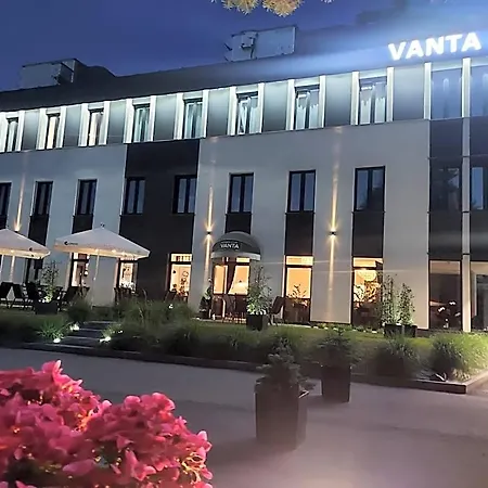 Vanta Business Center Apartahotel 4*