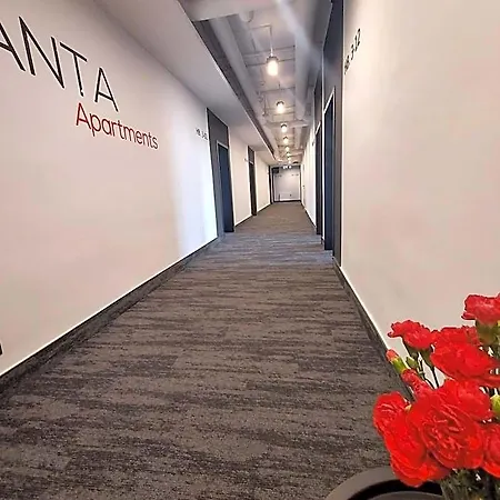Vanta Business Center 4*